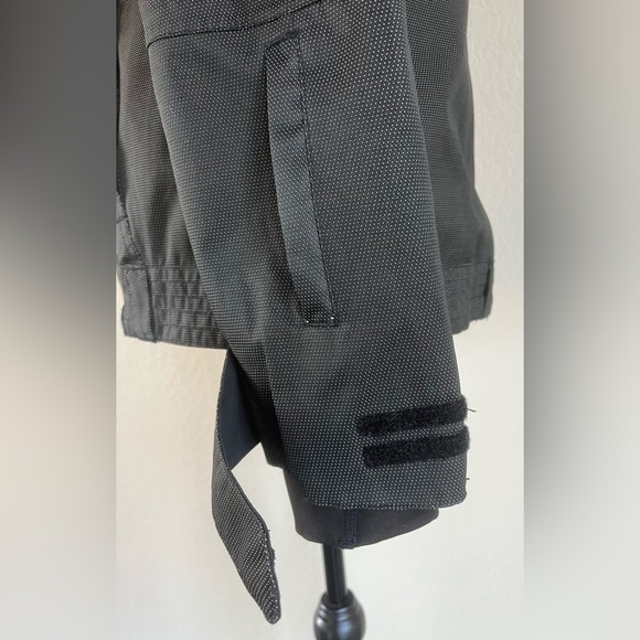 Ride ACT snowboard jacket - Picture 8 of 16